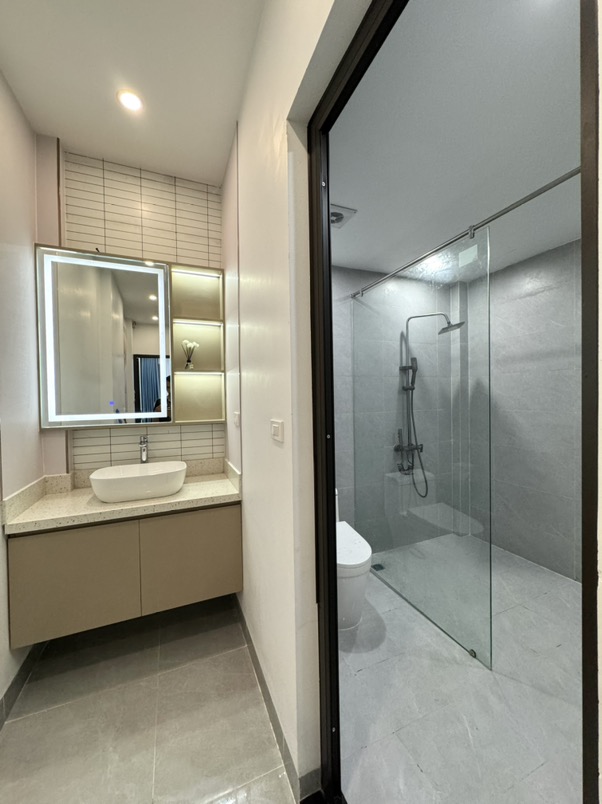 NHÀ ĐẸP THANH XUÂN - 35M2 - 7.7 TỶ - Ô TÔ VÀI CHỤC BƯỚC - GẦN HỒ THOÁNG MÁT - FULL NỘI THẤT