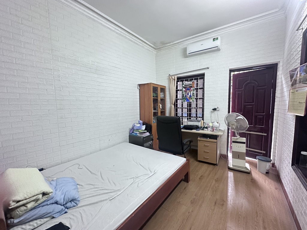 NGUYỄN TRÃI - NGÃ TƯ SỞ - 36M2 - 7.5 TỶ - LÔ GÓC THOÁNG SÁNG - NGÕ THÔNG RỘNG RÃI - GẦN