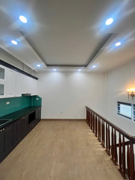 TRÚNG VIETLOT ĐỔI NHÀ - THANH TRÌ 40m2x5T OTO ĐỖ CỬA - NHÀ XÂY ĐƠN - CỰC THOÁNG