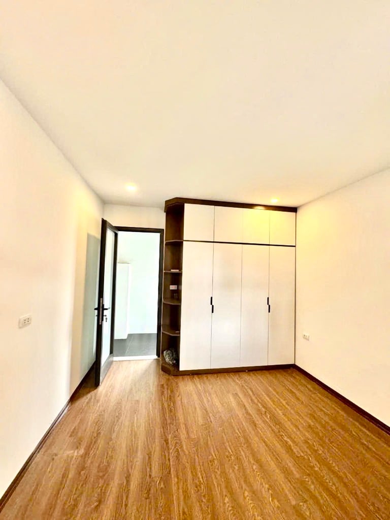 Bán Nhà Minh Khai , Ngõ rộng, nội thất đẹp mê ly , 40m2 , 5xx tỷ