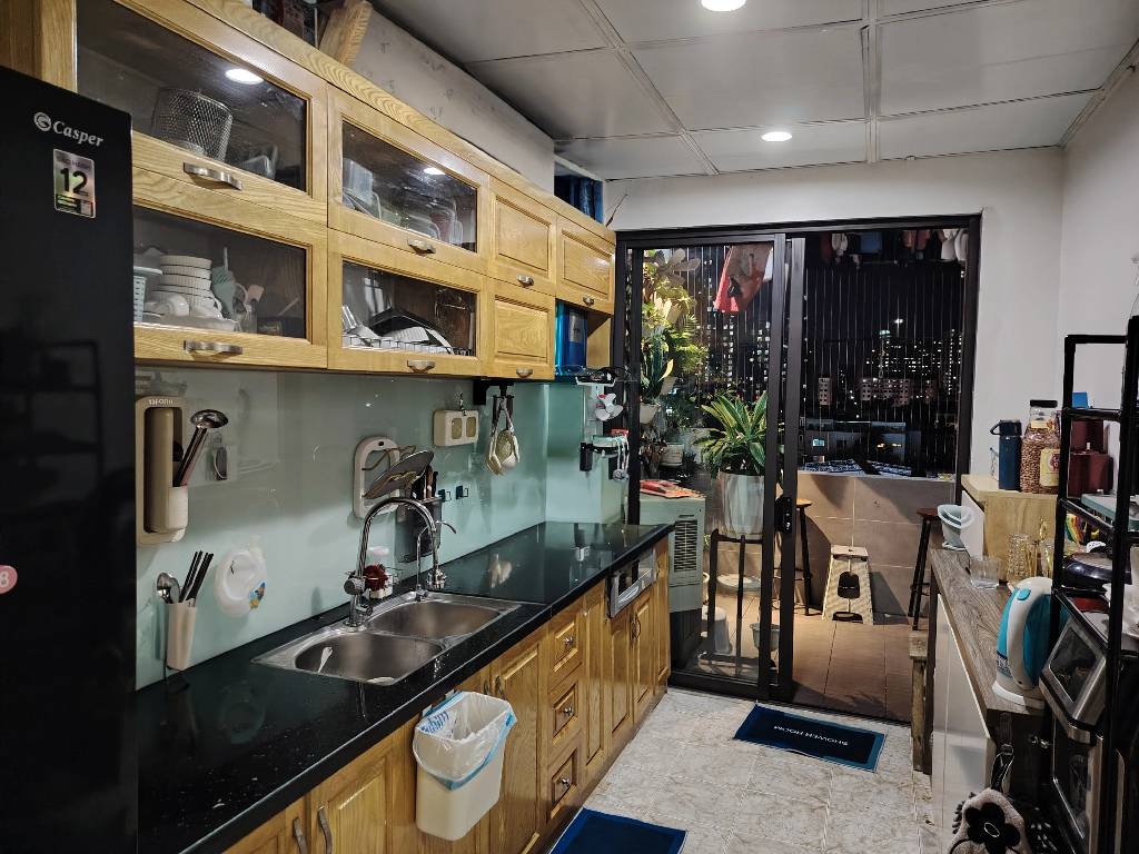 Bán chung cư KĐT Pháp Vân, Trần Thủ Độ, 60m2, căn góc 2 ngủ, nội thất đẹp, sổ riêng