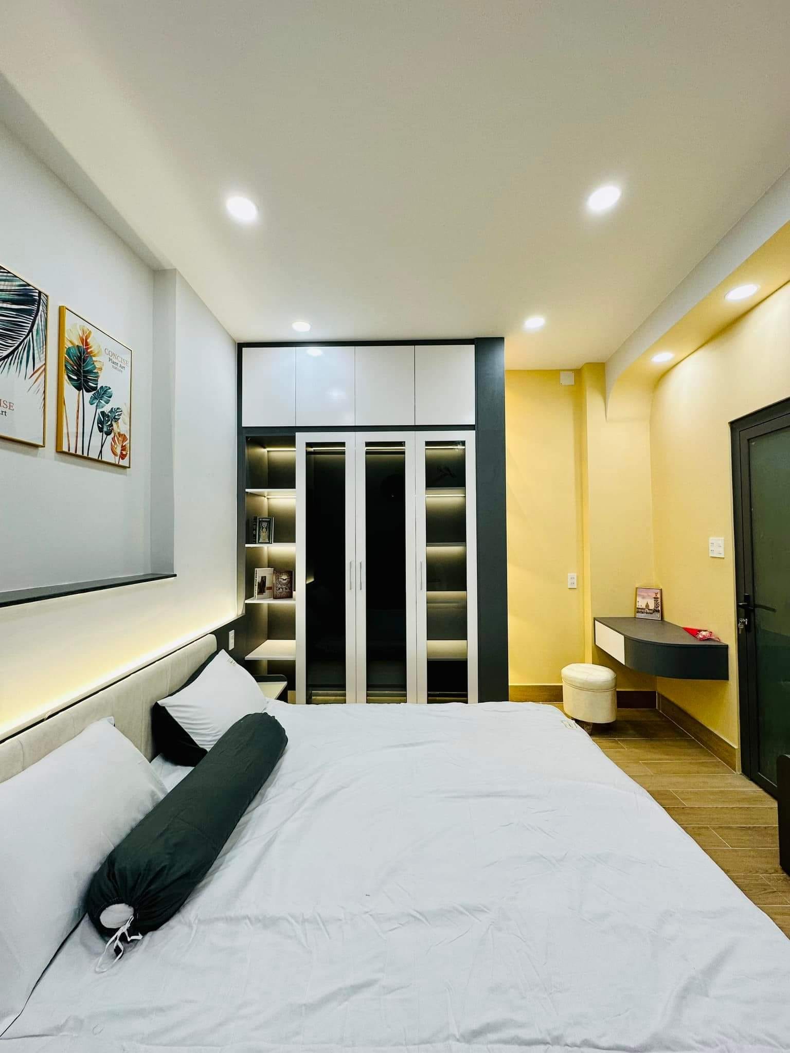 BÁN NHÀ KHU DÂN CƯ HỒNG LONG, P. HBP, Q. THỦ ĐỨC CHỈ NHỈNH 8ty