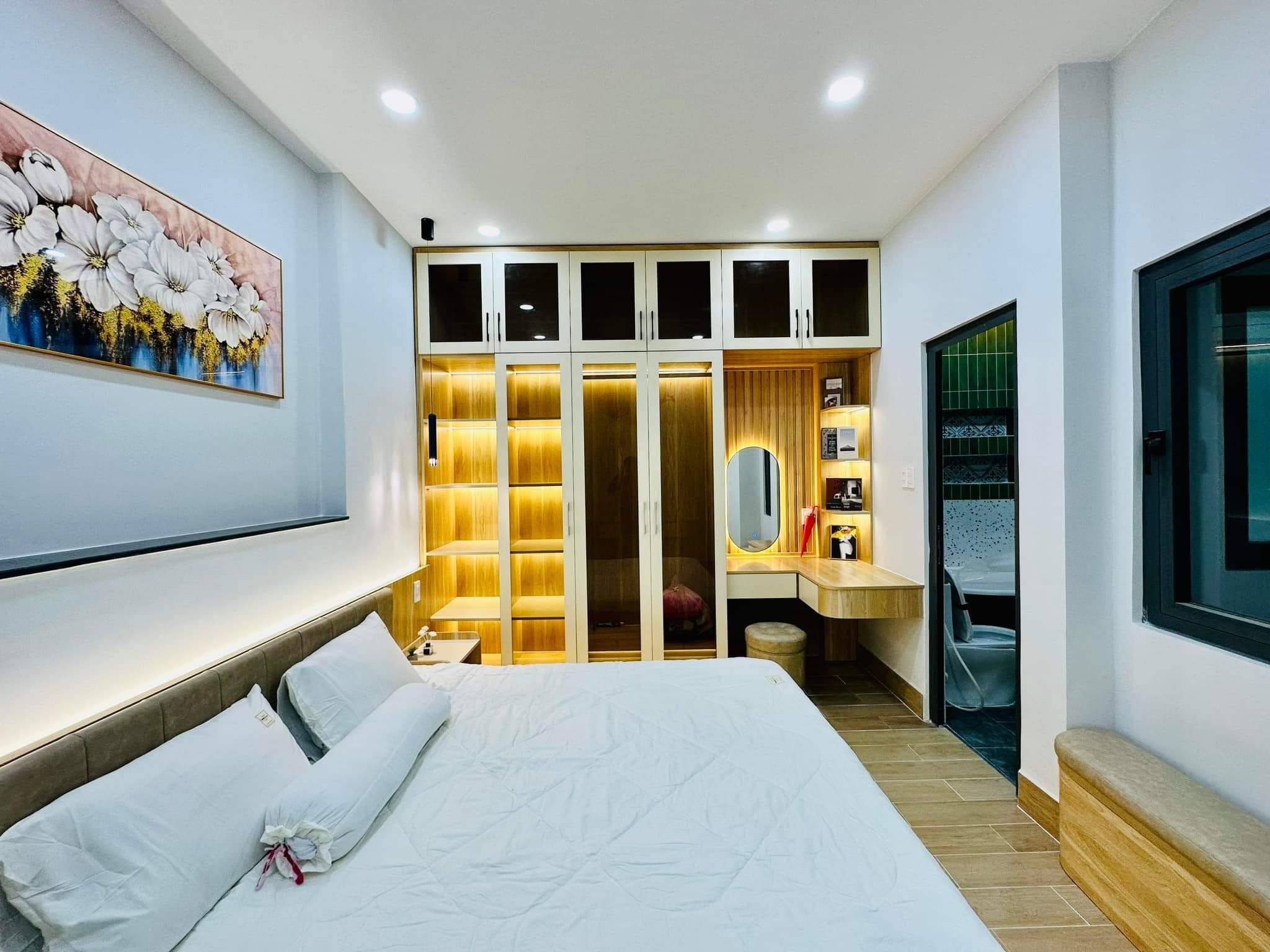 BÁN NHÀ KHU DÂN CƯ HỒNG LONG, P. HBP, Q. THỦ ĐỨC CHỈ NHỈNH 8ty