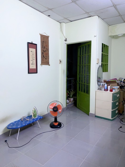 bán nhà hẻm , Đường số 18, 2.9*8, 1 trệt 1 lầu, 2x tỷ.
