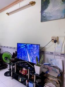 bán nhà hẻm , Đường số 18, 2.9*8, 1 trệt 1 lầu, 2x tỷ.