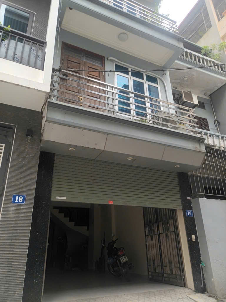 {Duy nhất 1 căn} Bán nhà Văn La – Lô góc 4 thoáng – Ô tô vào nhà – 48m – 3T – 11.05 Tỷ (Tl)