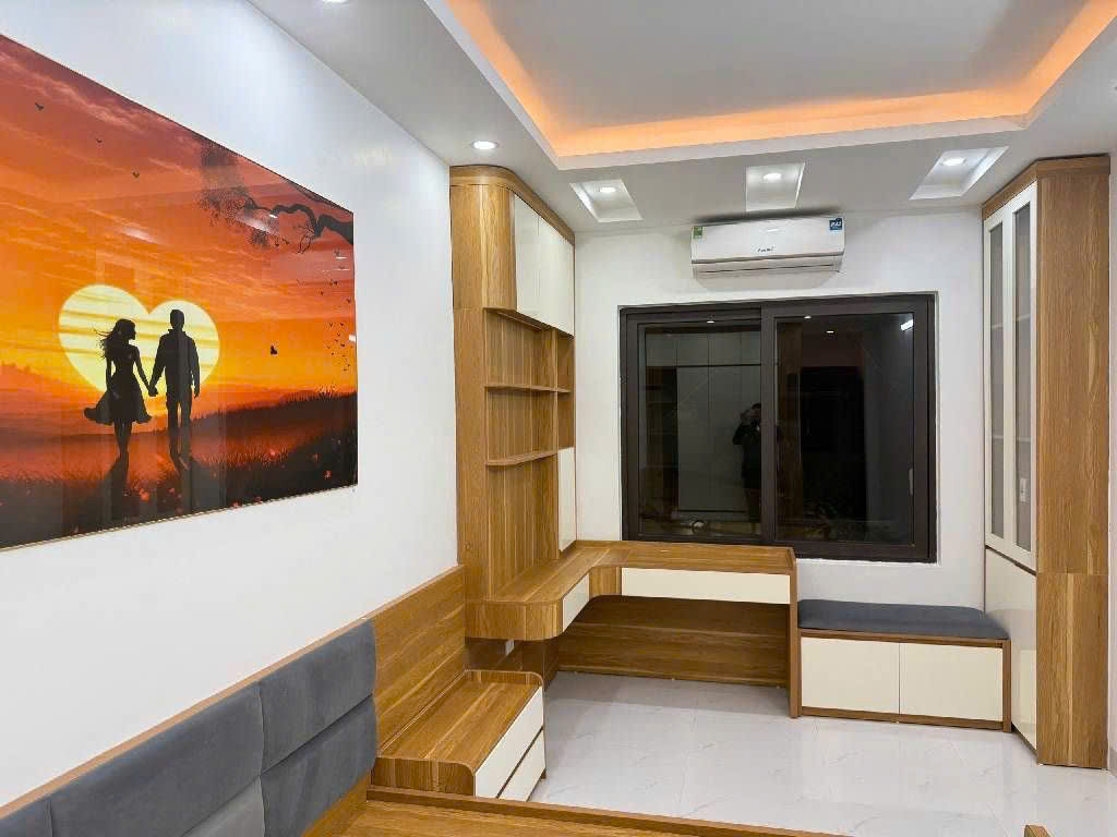 SIÊU PHẨM NHÀ ĐẸP – FULL NỘI THẤT – TRUNG TÂM PHAN ĐÌNH GIÓT – 35M – 5T – 8.05 TỶ (TL)