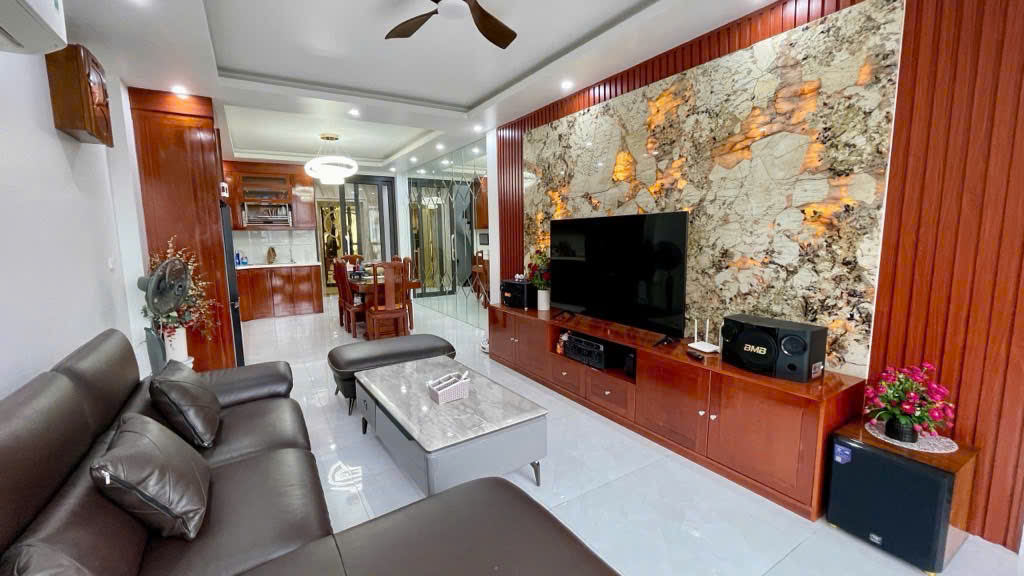 BÁN ĐẤT DỊCH VỤ HÀNG BÈ KIẾN HƯNG – Ô TÔ TRÁNH – VỈA HÈ RỘNG – KINH DOANH TỐT – THANG MÁY – 7T – 50M – 18 TỶ