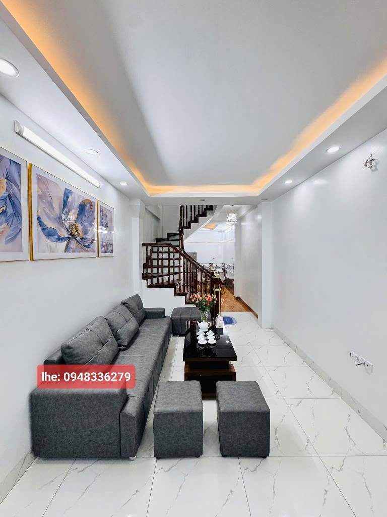 Bán nhà Lai Xá, Lô Góc, Ngõ thông tứ tung, gần oto, hơn 40m chỉ 5 tỷ