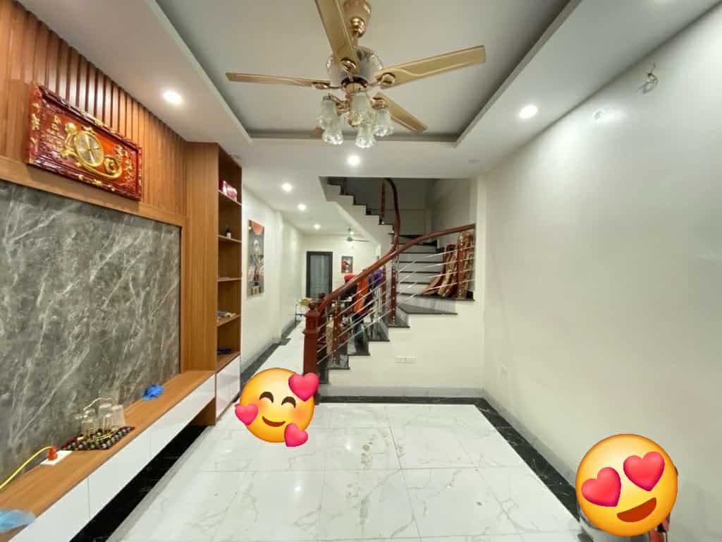 Bán nhà Lai Xá, Ngõ thông tứ tung, gần oto, hơn 40m chỉ 5 tỷ