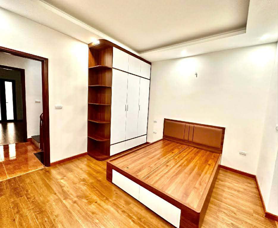 Bán nhà Lai Xá, Ngõ thông, oto đỗ cửa, nhà mới ở ngay, 47m nhỉnh 6tỷ-