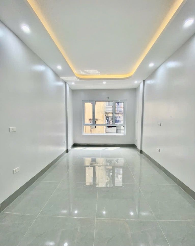 Duy Nhất trong tầm giá, Lai Xá-nhỉnh 7 tỷ, ngõ thông, thang máy, oto đỗ cửa