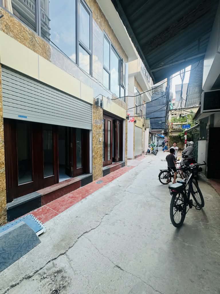 bán gấp -nhà Hoài Đức - THANG MÁY, OTO ĐỖ CỬA, NGÕ THÔNG KINH DOANH, CHỈ 7.xđ