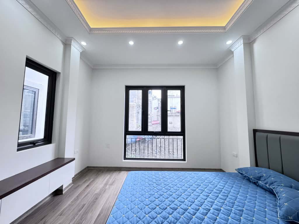 CHỈ 7 tỷ - CÓ NGAY NHÀ MỚI KOONG - NGÕ THÔNG TỨ TUNG - ÔTÔ ĐỖ CỬA -  THANG MÁY NHẬP KHẨU