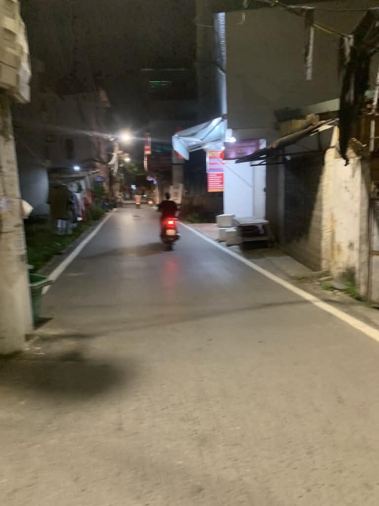 Bán nhà gần Chợ Nhổn NHỈNH 6tỷ ÔTÔ ngủ trong nhà, NGÕ THÔNG - KINH DOANH, ở ngay