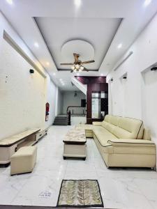 Bán nhà Lai Xá, Lô Góc, ngõ rộng thênh thang - thông tứ tung, 3 bước ra oto, 45m chỉ 5.x tỷ