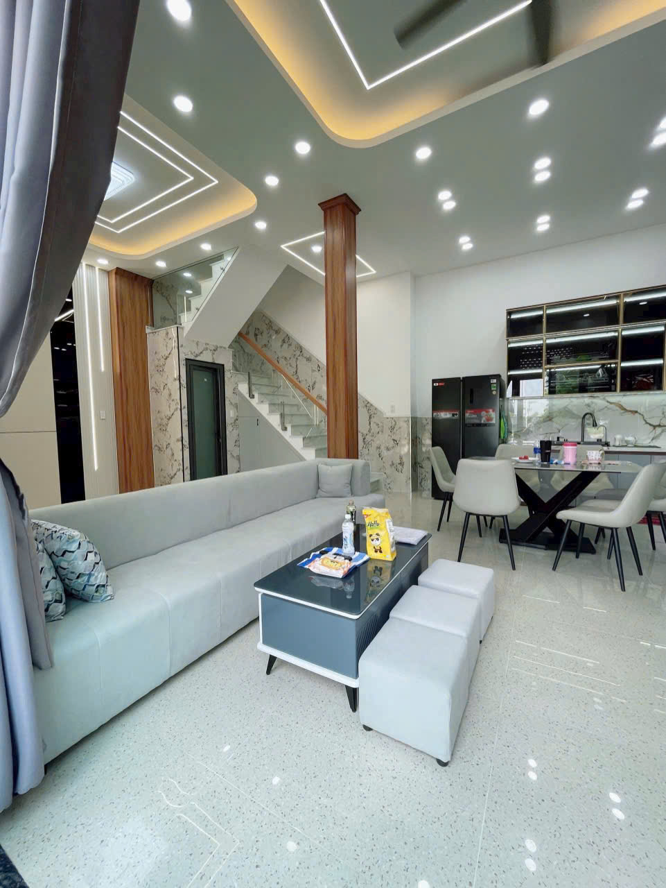 Hiếm có: Bán nhà Khu Phân lô, có công viên trước nhà: 4PN - 72m2 - Full NT - Chỉ 6.95 tỷ