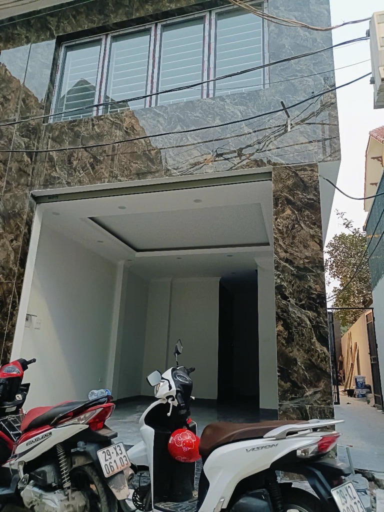 CHÍNH CHỦ CẦN BÁN: NHÀ MỚI TINH DT38M - 6 TẦNG - 3 NGỦ - THANG MÁY - ÔTÔ NGỦ TRONG NHÀ - GIANG BIÊN - LONG BIÊN - HÀ NỘI.
