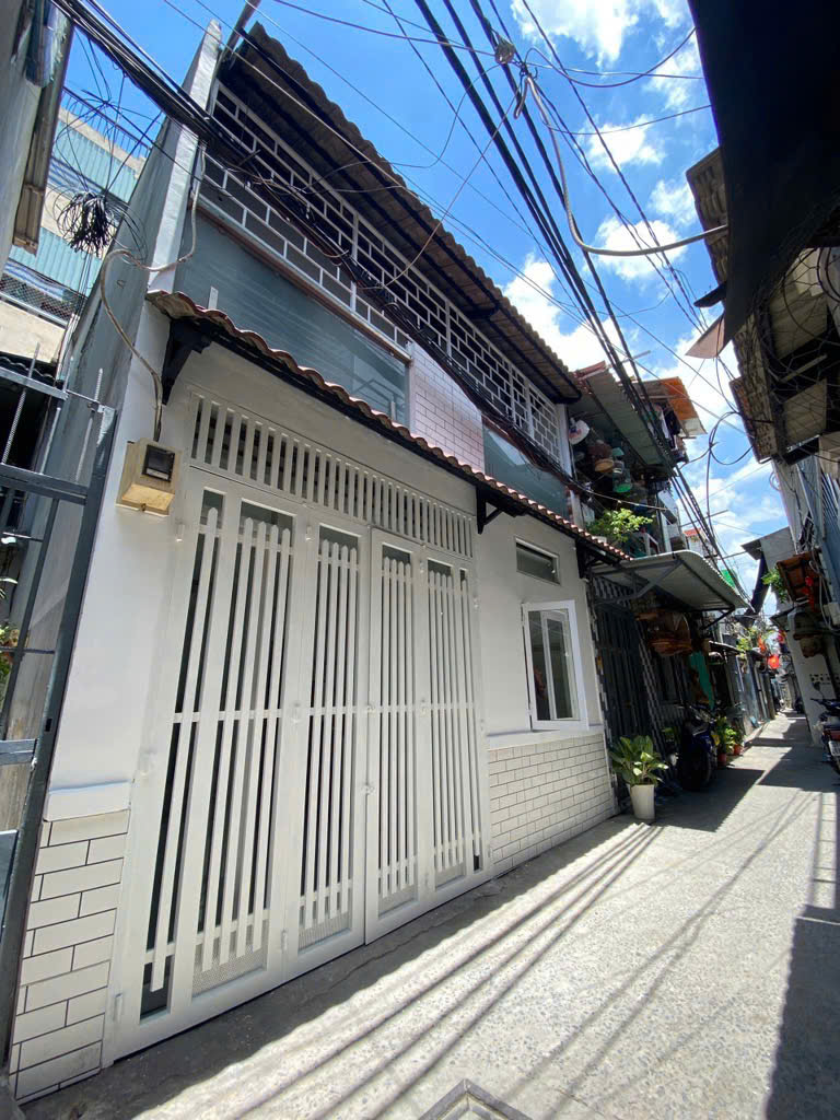 Bán nhà ngang 5m giáp Thủ thiêm TP Thủ Đức, giá chỉ 3,1 tỷ