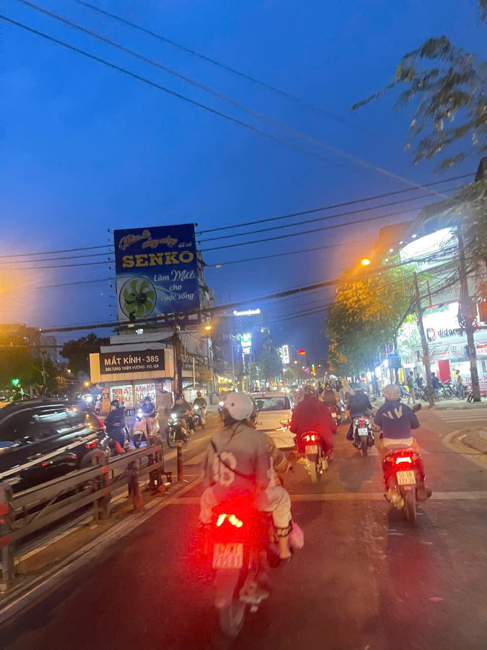 Bán nhà 3 tầng giáp quận 5 , ngay KDC hiện hữu, giá 5,65 tỷ