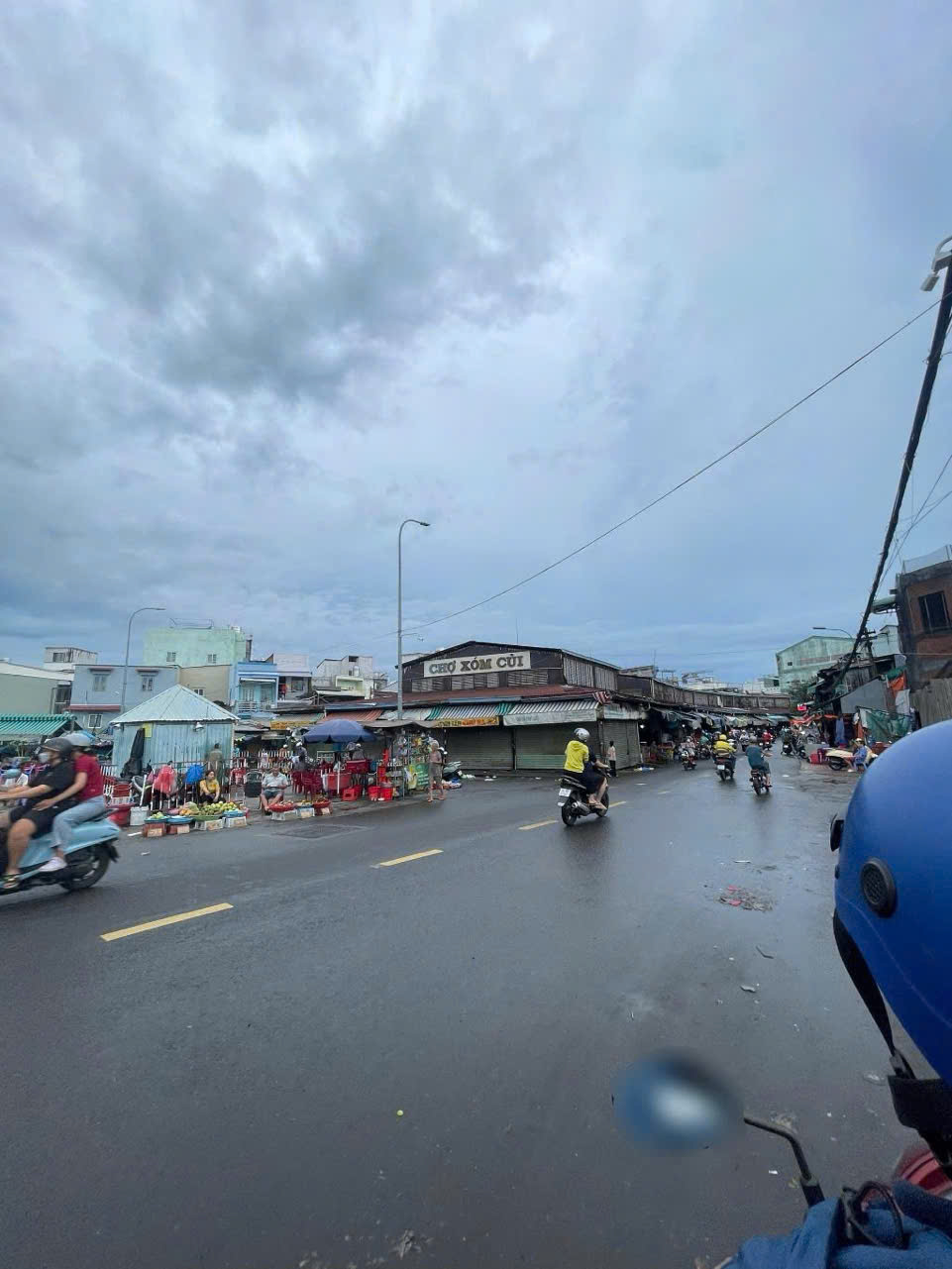 Bán đất tặng nhà, Ba đình mặt tiền đường ngay chợ giá 5 tỷ còn TL