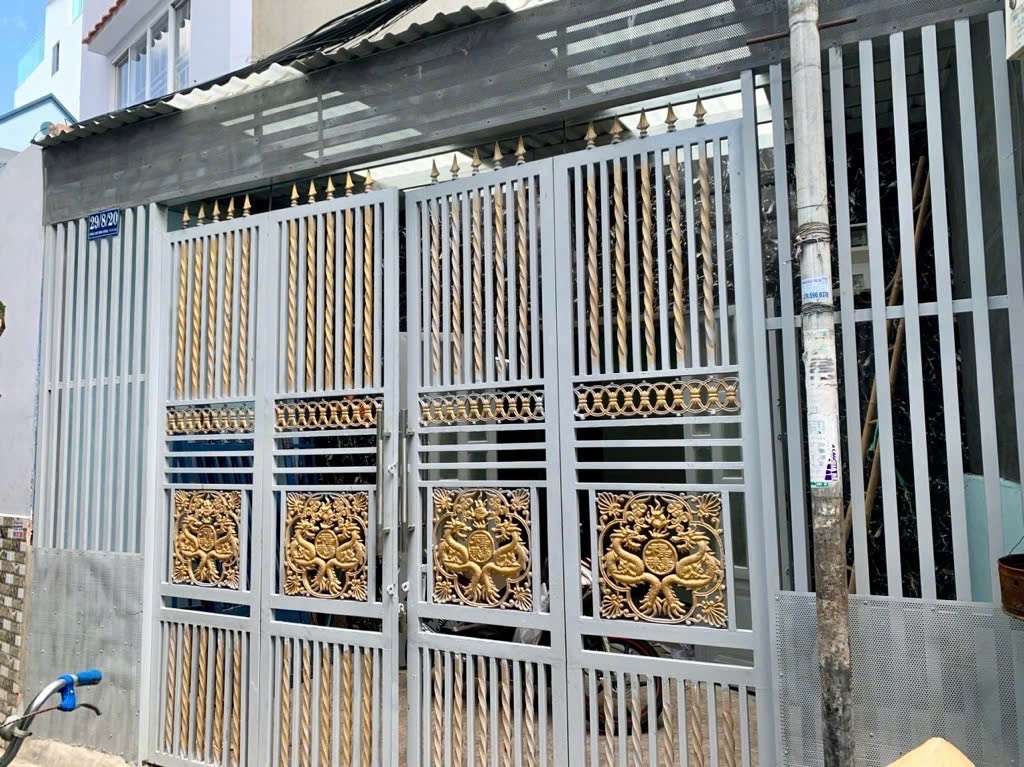 Bán nhà hẻm ba gác ngang 4,8m Bình Đông P15Q8 nhỉn 4 tỉ