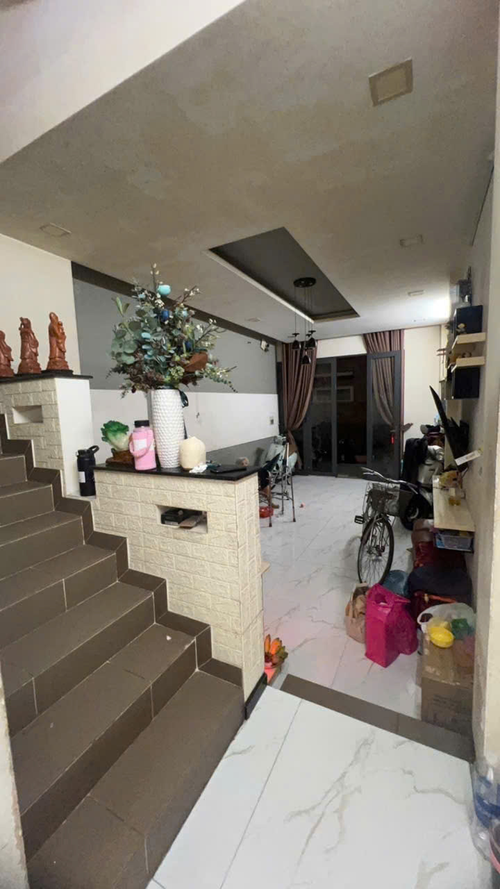 Bán nhà 2 mặt tiền hẻm ô tô Hậu Giang 64m2 quận 6 giá 8,9 tỉ