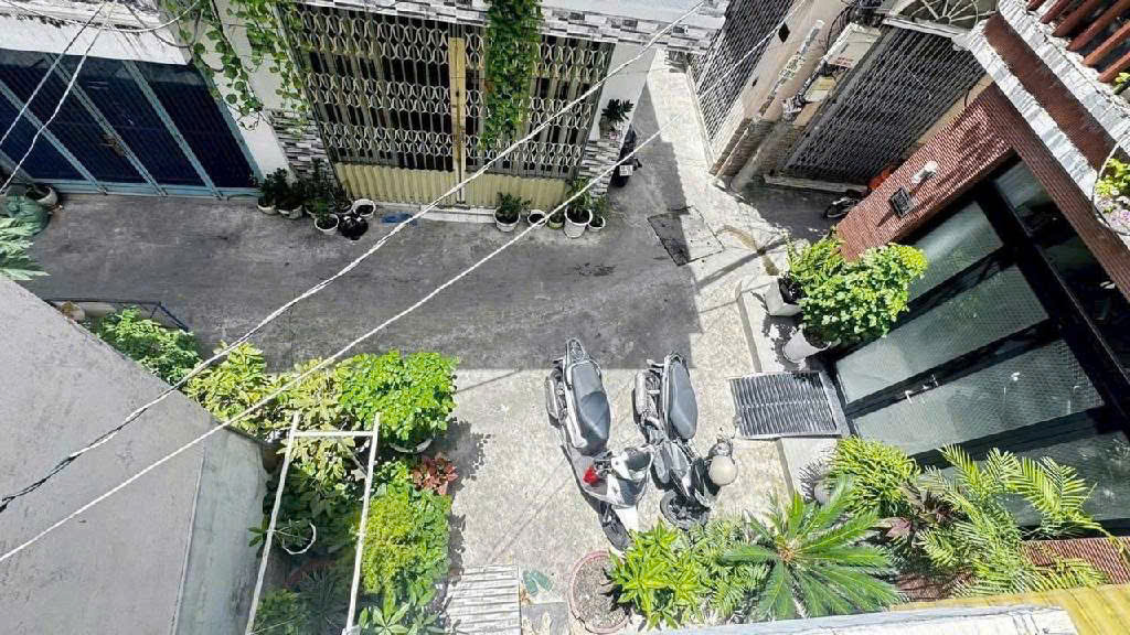 Bán gấ.p nhà ngang KHỦNG 7.3m Trần xuân soạn Q7 giá 3.6 tỷ