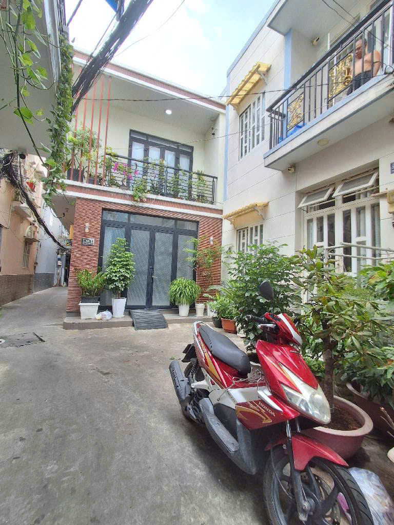 Bán gấ.p nhà ngang KHỦNG 7.3m Trần xuân soạn Q7 giá 3.6 tỷ