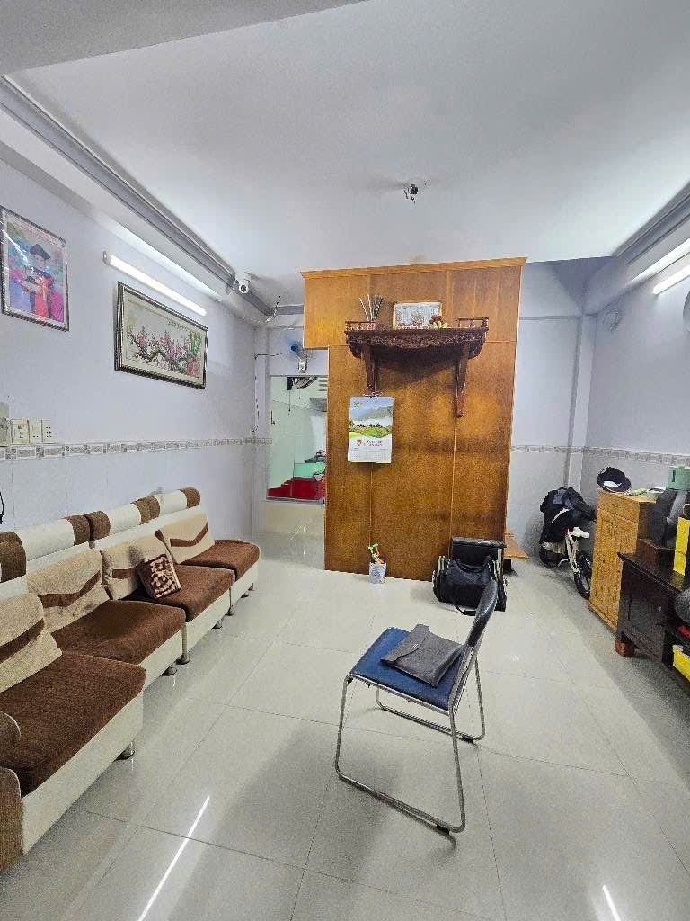 Bán gấp nhà 2 tầng đúc kiên cố (4x9)m Lâm Văn Bền Q7 giá 4.4 tỷ