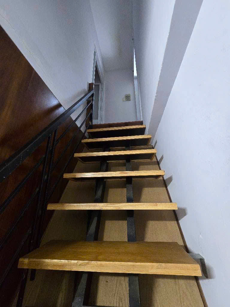 Bán gấp nhà 2 tầng đúc kiên cố (4x9)m Lâm Văn Bền Q7 giá 4.4 tỷ