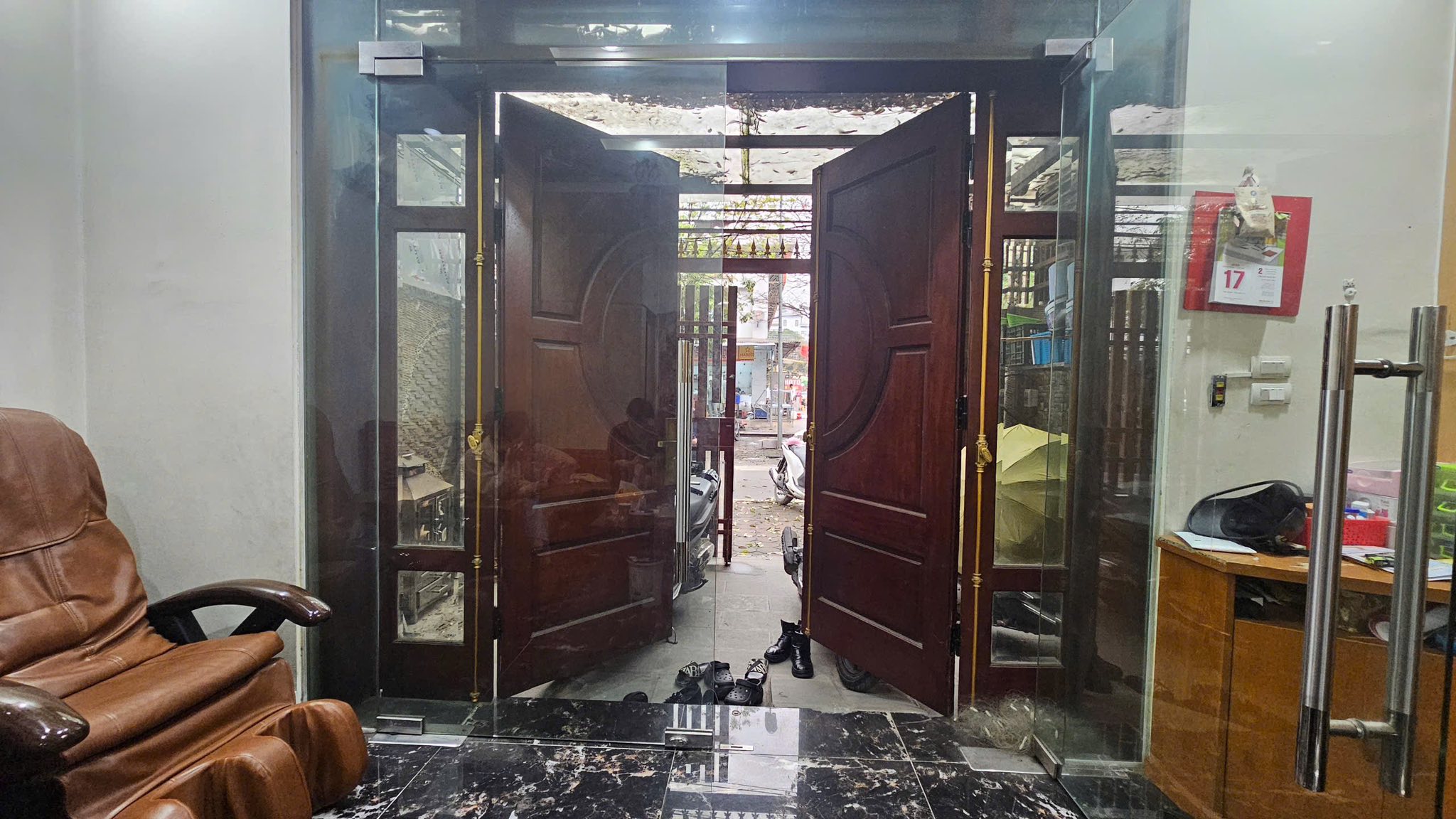 Bán biệt thự 5PN 5WC tại KĐT Trung Văn Vinaconex 3, giá ưu đãi 26 tỷ, 69m2