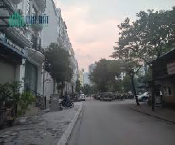 TRẦN THÁI TÔNG - PHÂN LÔ 6 TẦNG - GẦN PHỐ - THOÁNG SÁNG KHẮP NHÀ - 10 TỶ