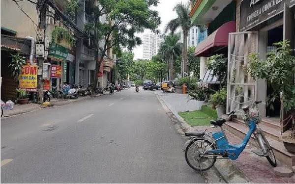 NHÀ ĐẸP SÁT PHỐ - 3 MẶT THOÁNG - MẶT TIỀN 6M - 1 NGOẶT TỚI HOÀNG QUỐC VIỆT