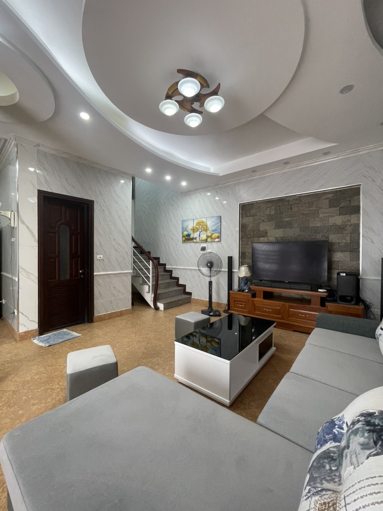 HOÀNG SÂM - MẶT TIỀN KHỦNG - CHỦ CẦN GẢ NHANH - AN NINH TUYỆT ĐỐI - 40M2 - HƠN 8 TỶ