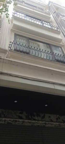 TRẦN QUỐC HOÀN - PHÂN LÔ BÀN CỜ - Ô TÔ TRÁNH - Ở LÀ MÊ - CHO THUÊ HẾT Ý