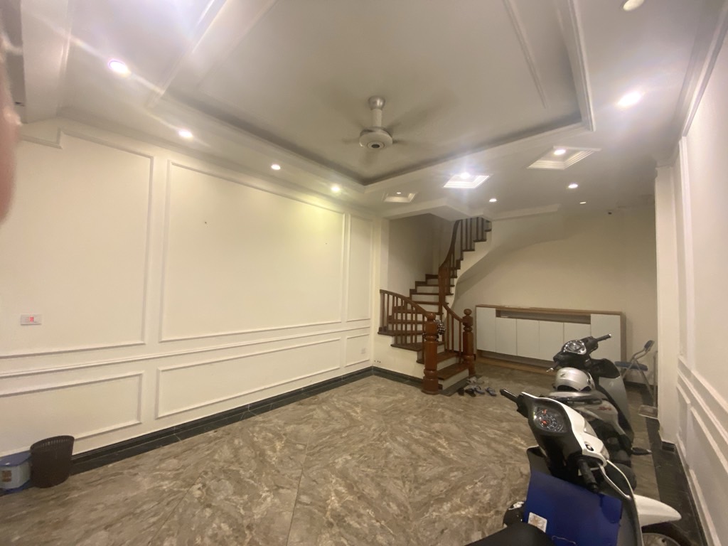CẦU GIẤY - NHÀ ĐẸP 7 TẦNG - VỊ TRÍ ĐẮC ĐỊA - ĐẲNG CẤP ĐẠI GIA - GIÁ BÌNH DÂN