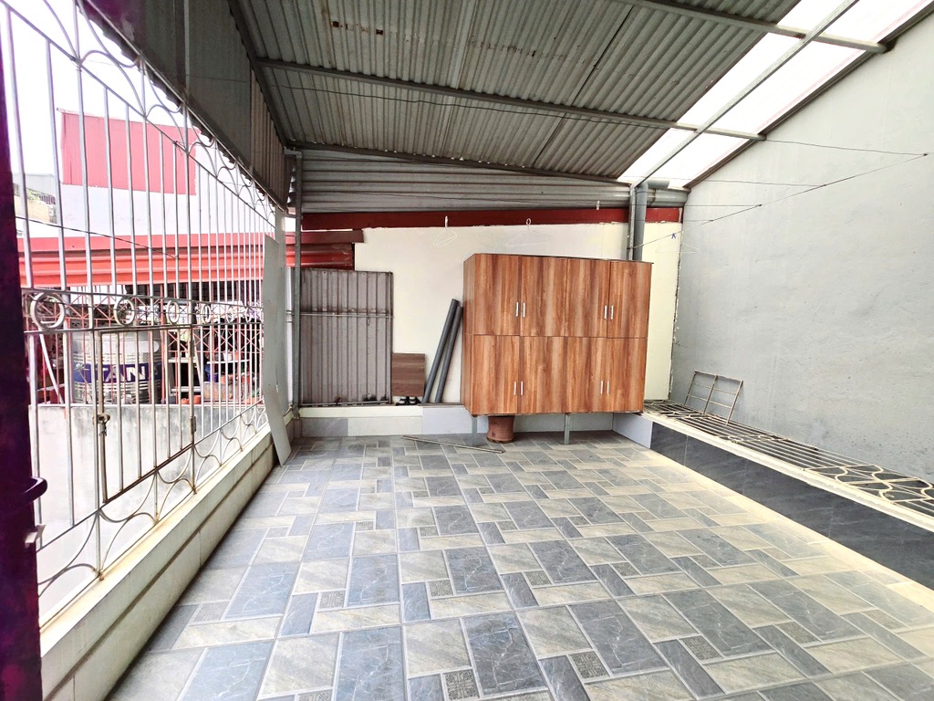 LÕI CẦU GIẤY - VÀI BƯỚC RA MẶT PHỐ - 4 TẦNG NỘI THẤT TIỀN TỶ SIÊU SANG - 65M2 - 13 TỶ