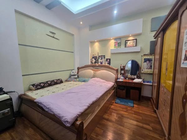 NGUYỄN KHÁNH TOÀN - PHÂN LÔ - GARA Ô TÔ VÀO NHÀ - 50M2 - 16 TỶ