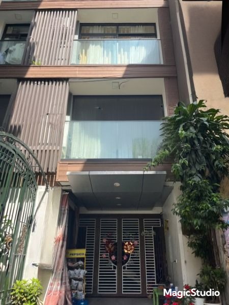 NHÀ ĐẸP CẦU GIẤY - NGHĨA TÂN - NGÕ PHÂN LÔ BÀN CỜ - 6 TẦNG - Ô TÔ VÀO TẬN CỬA