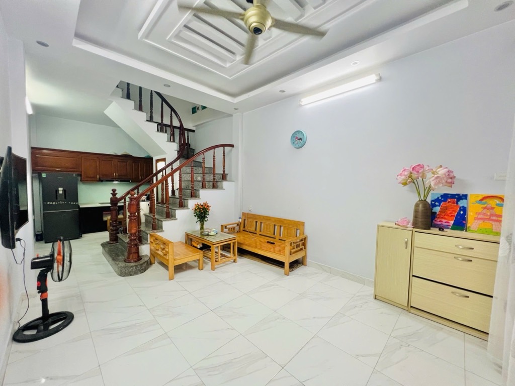 TỔ ẤM NHỎ - HẠNH PHÚC LỚN - LÕI CẦU GIẤY - 6 TẦNG - 7,X TỶ