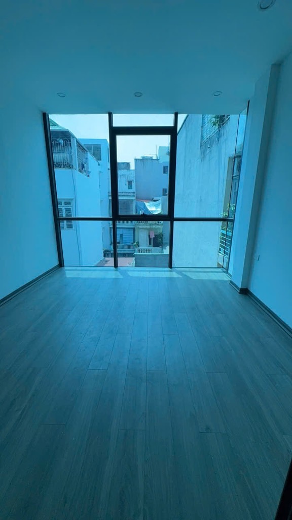 TỔ ẤM CHO ĐẠI GIA ĐÌNH GIỮA LÒNG CẦU GIẤY - NHÀ ĐẸP - DIỆN TÍCH TO - TÀI CHÍNH NHỎ