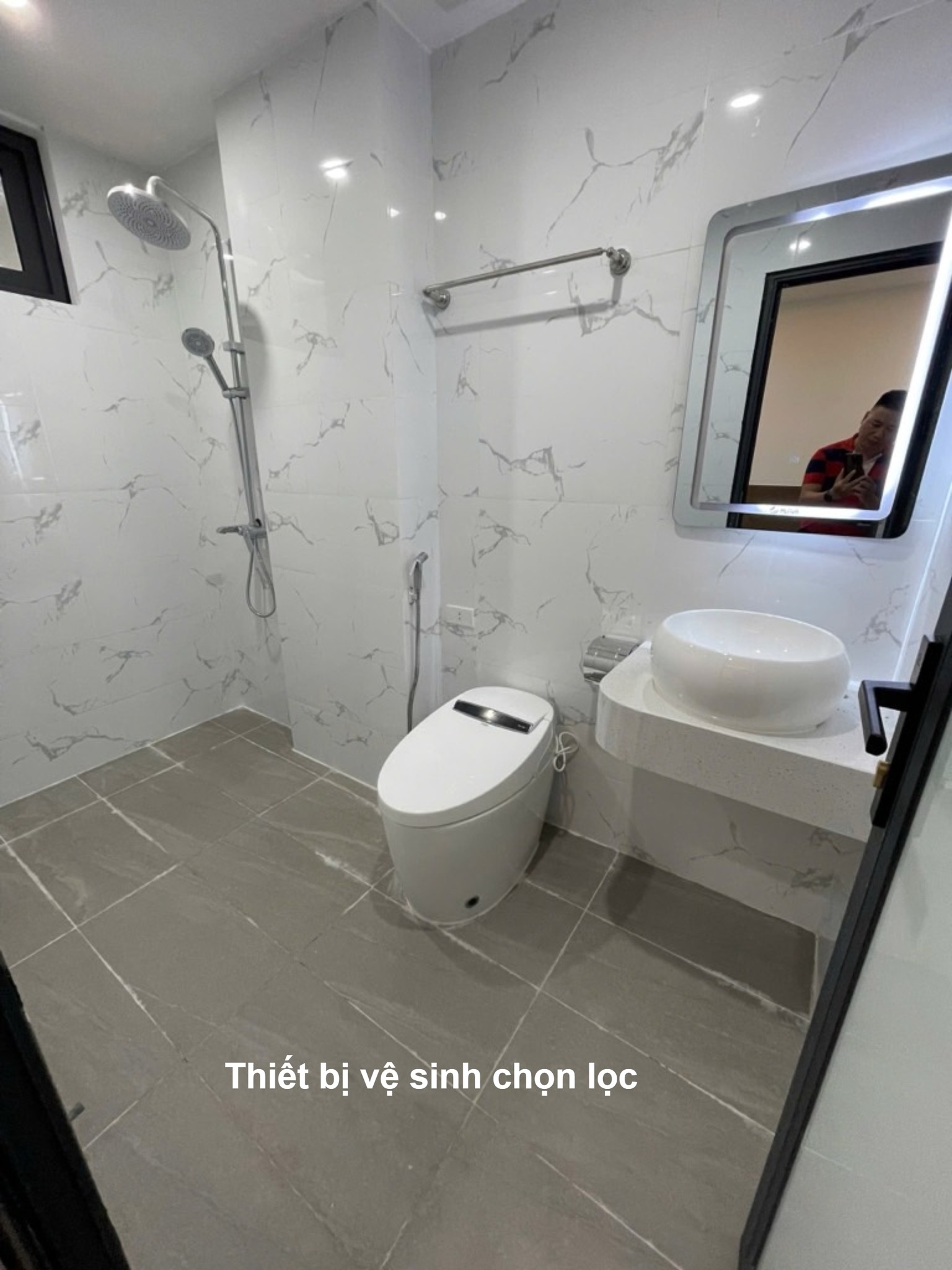 ANH HOÀNG GỬI GẮM - NHÀ MỚI YÊN HÒA - 5 TẦNG FULL NỘI THẤT- VỀ Ở LUÔN - 8.35 Tỷ