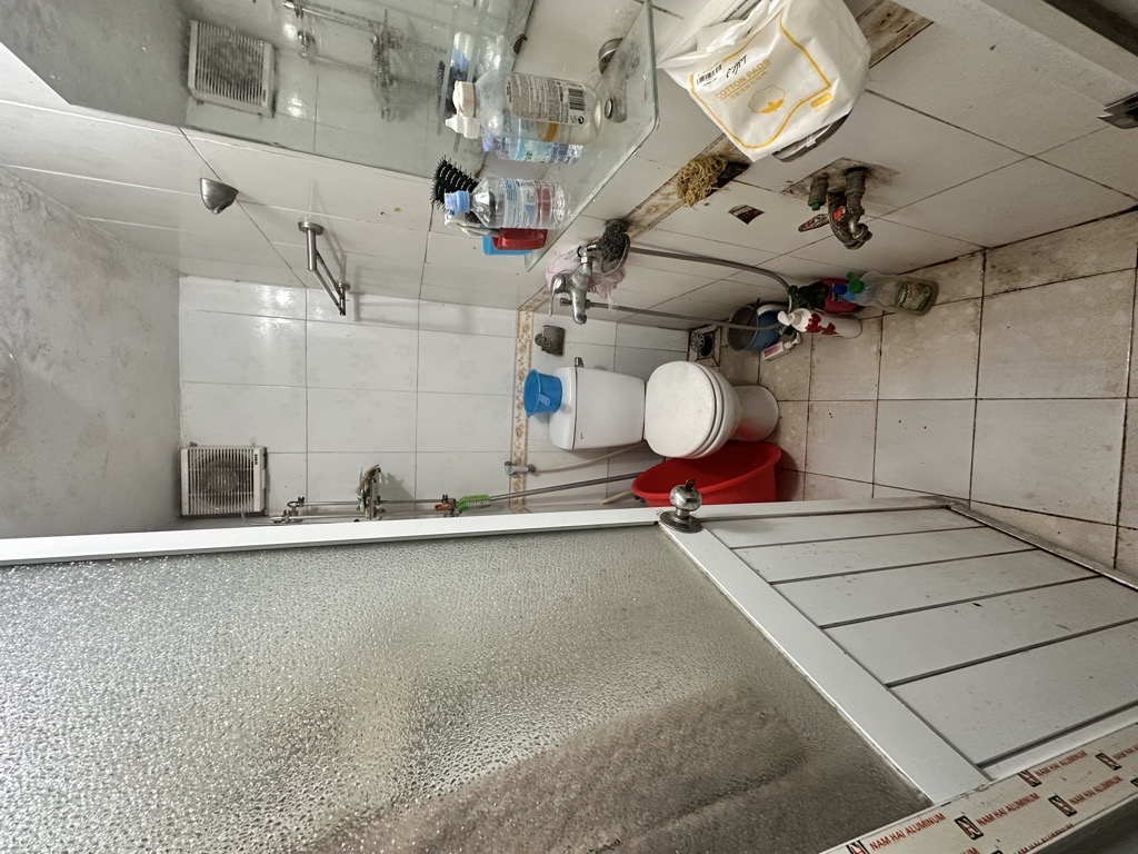 3 BƯỚC RA MẶT PHỐ - 5 TẦNG 2 THOÁNG - NHỎ XINH GIỮA LÒNG CẦU GIẤY