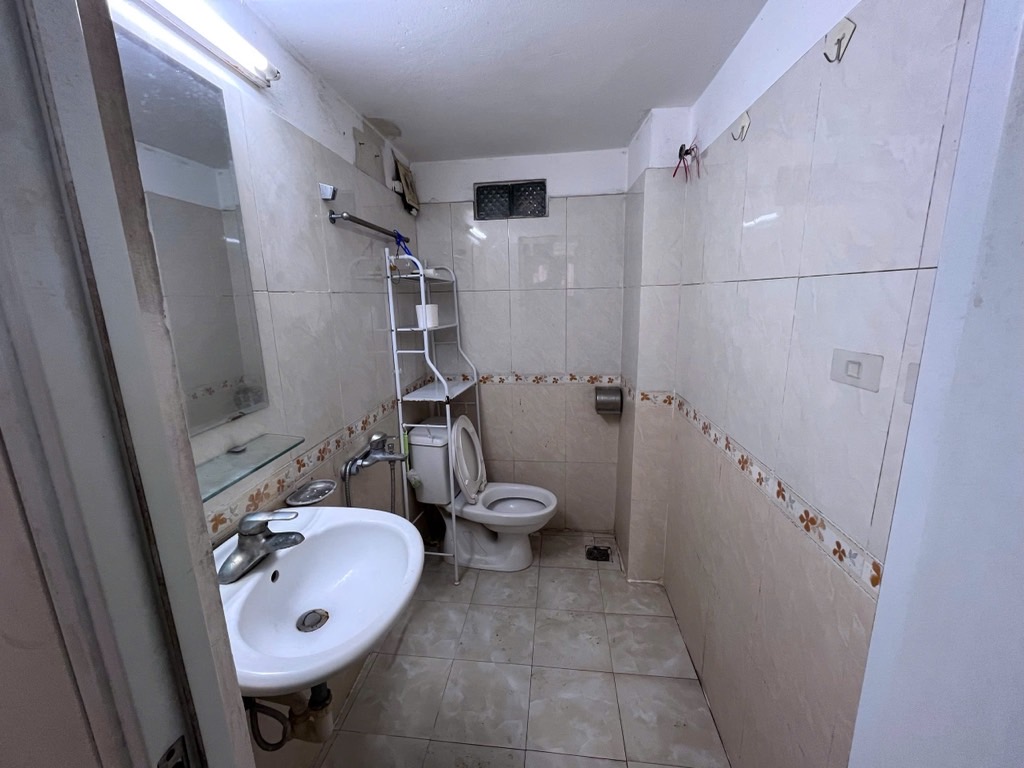 NHÀ ĐẸP - VUÔNG VẮN - NGÕ THÔNG - Ô TÔ GẦN - TRUNG TÂM - BA ĐÌNH - CẦU GIẤY - 5 TỶ XÍU