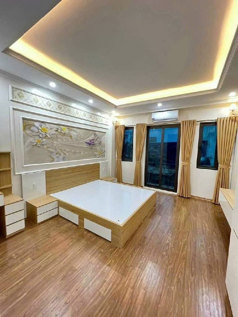 7 TẦNG THANG MÁY - NHÀ MỚI SỔ VUÔNG - MẶT TIỀN KHỦNG - CẦU GIẤY - 9.3 TỶ