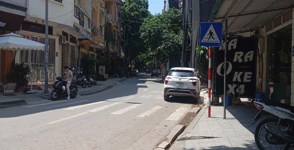 5 TẦNG - NHÀ ĐẸP - 2 THOÁNG - Ở NGAY - YÊN HÒA - SỔ VUÔNG - SỬ DỤNG 45.6M2 - 7.8 TỶ
