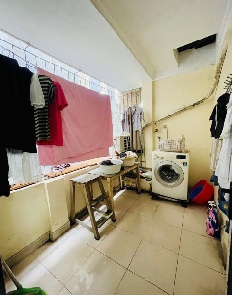 5 TẦNG CẦU GIẤY - NHÀ ĐẸP PHÂN LÔ - SỔ VUÔNG BÁNH CHƯNG - NGÕ RỘNG THOÁNG - NHỈNH 8 TỶ