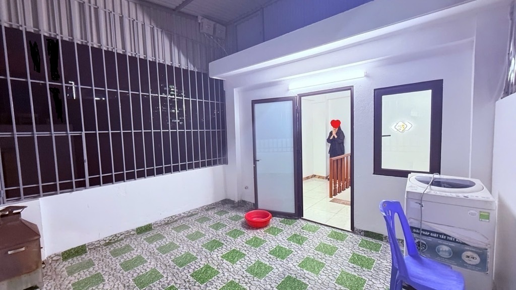 DỊCH VỌNG - 30M2 - 5 TẦNG - NHÀ ĐẸP - Ở NGAY - NGÕ THÔNG - GẦN PHỐ - FULL NỘI THẤT - 7.85 TỶ