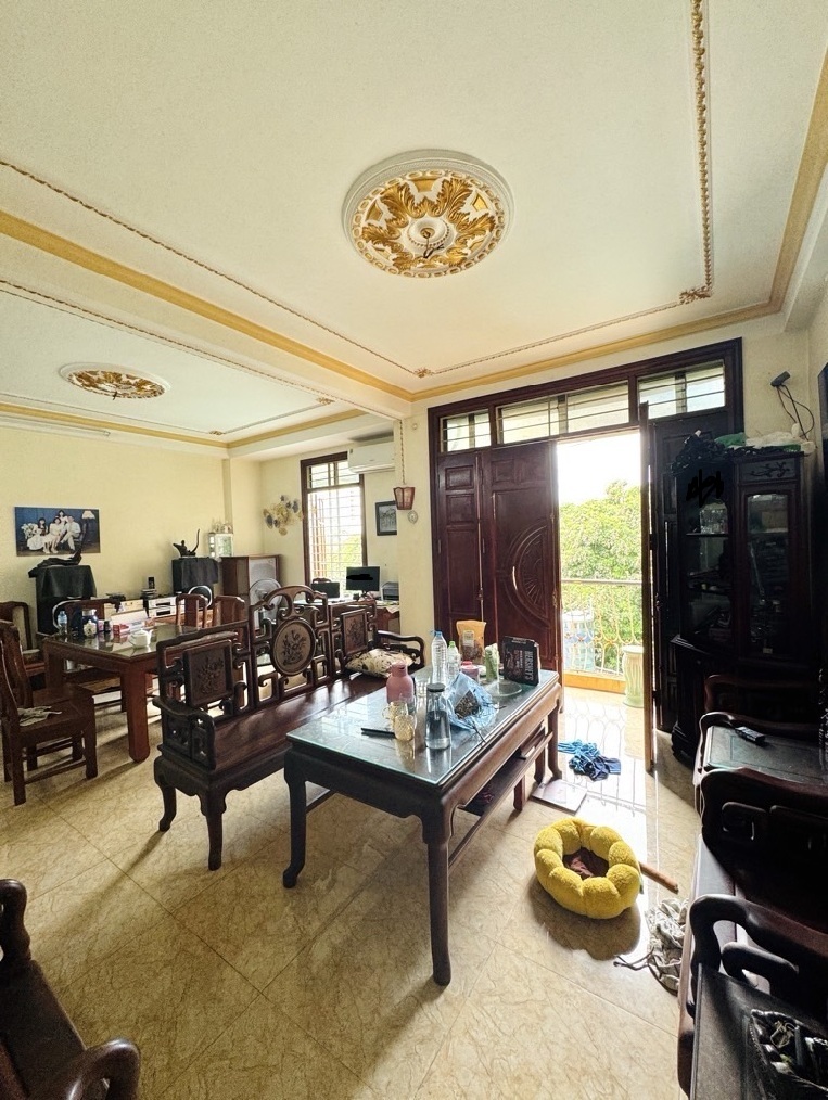 NGHĨA ĐÔ - CẦU GIẤY - ĐẠI GIA XƯA - 3 TẦNG - MẶT BỀ THẾ - NỞ HẬU - 60M2 - 15 TỶ